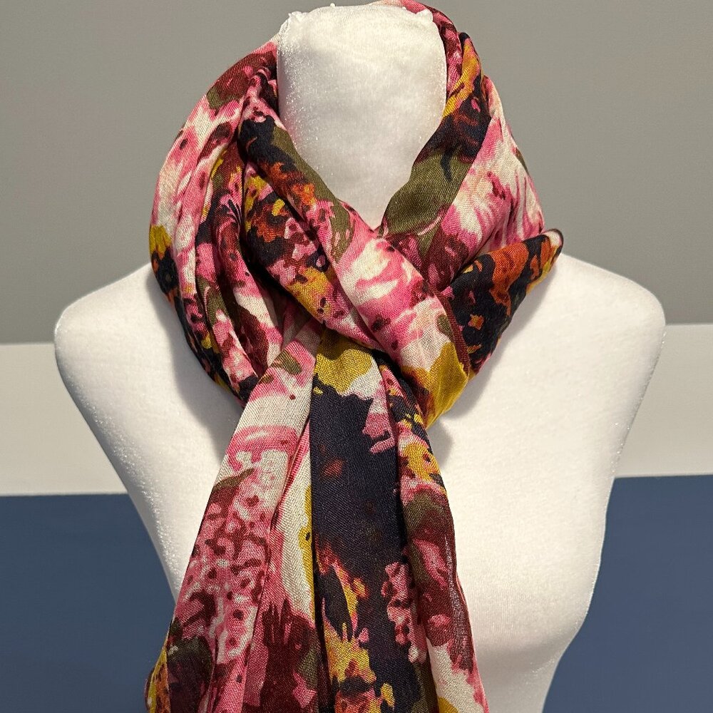 Women’s Multicolored Tassel Scarf Wrap Navy Pink Burgundy Yellow White 38" x 28"